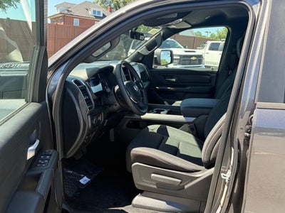2026 RAM Ram 1500 RAM 1500 EXPRESS CREW CAB 4X4 5'7' BOX