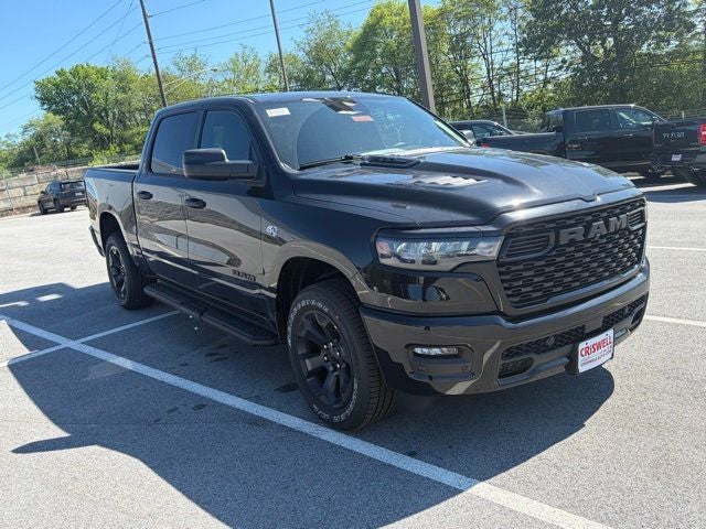 2026 RAM Ram 1500 RAM 1500 EXPRESS CREW CAB 4X4 5'7' BOX
