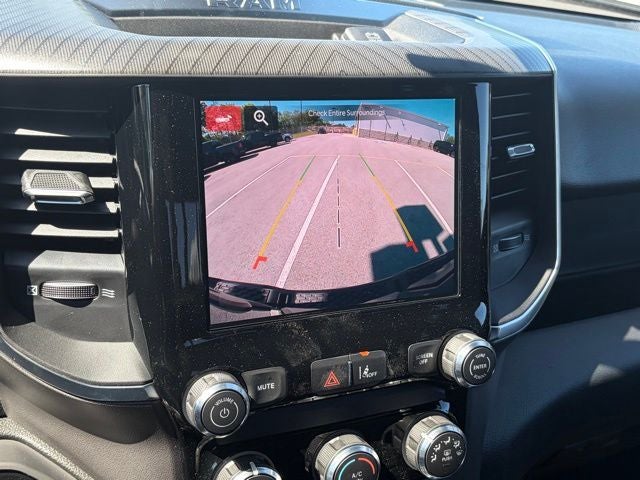 2026 RAM Ram 1500 RAM 1500 EXPRESS CREW CAB 4X4 5'7' BOX