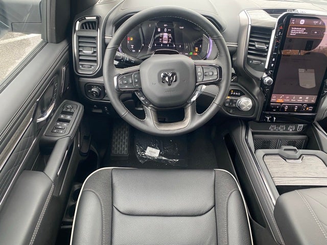 2026 RAM Ram 1500 RAM 1500 LIMITED CREW CAB 4X4 5'7' BOX