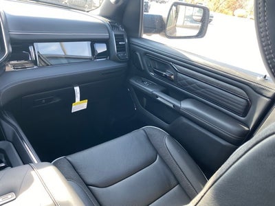 2026 RAM Ram 1500 RAM 1500 LIMITED CREW CAB 4X4 5'7' BOX