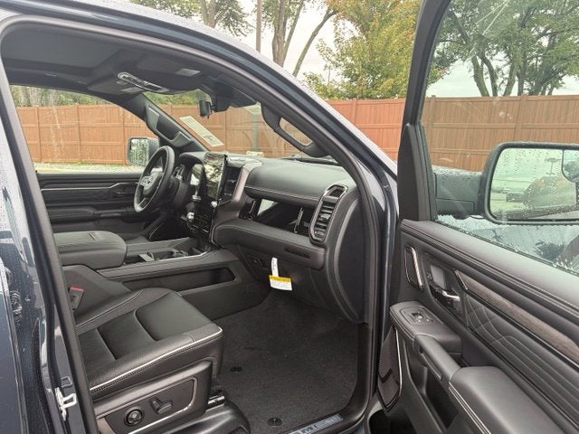 2027 RAM Ram 1500 RAM 1500 LIMITED CREW CAB 4X4 5'7' BOX