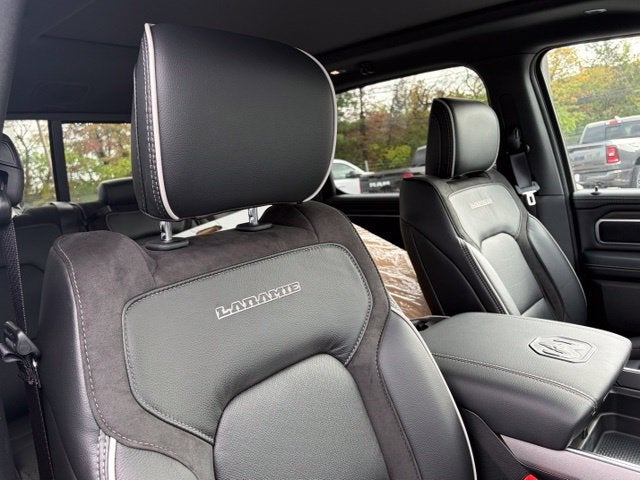 2027 RAM Ram 1500 RAM 1500 LARAMIE CREW CAB 4X4 5'7' BOX