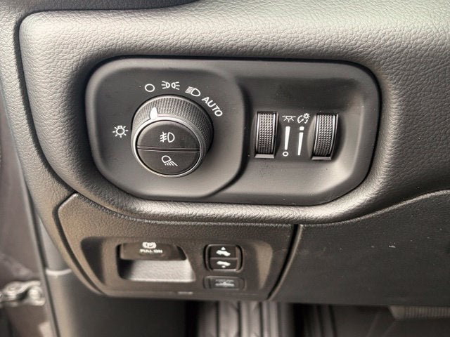 2027 RAM Ram 1500 RAM 1500 LARAMIE CREW CAB 4X4 5'7' BOX