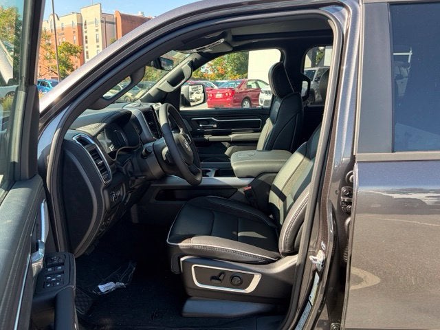 2027 RAM Ram 1500 RAM 1500 LARAMIE CREW CAB 4X4 5'7' BOX