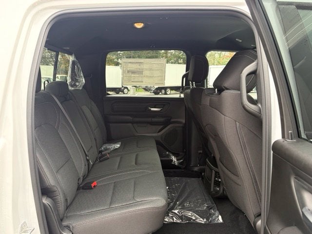 2027 RAM Ram 1500 RAM 1500 TRADESMAN CREW CAB 4X4 6'4' BOX
