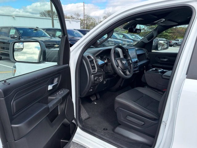 2027 RAM Ram 1500 RAM 1500 TRADESMAN CREW CAB 4X4 6'4' BOX