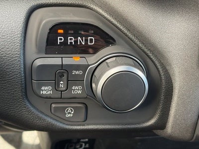 2027 RAM Ram 1500 RAM 1500 TRADESMAN CREW CAB 4X4 6'4' BOX