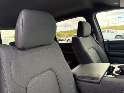 2027 RAM Ram 1500 RAM 1500 TRADESMAN CREW CAB 4X4 6'4' BOX