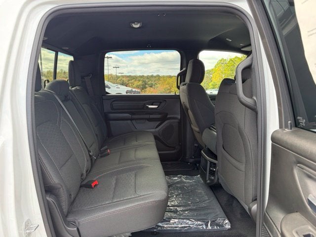 2027 RAM Ram 1500 RAM 1500 TRADESMAN CREW CAB 4X4 6'4' BOX
