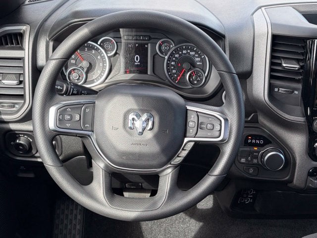 2027 RAM Ram 1500 RAM 1500 TRADESMAN CREW CAB 4X4 6'4' BOX