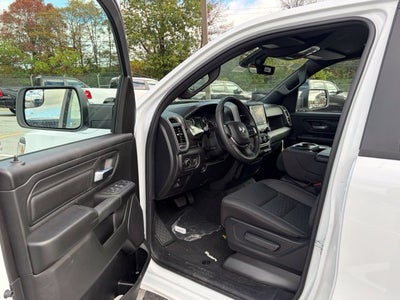 2027 RAM Ram 1500 RAM 1500 TRADESMAN CREW CAB 4X4 6'4' BOX