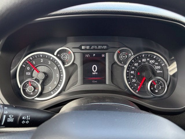 2027 RAM Ram 1500 RAM 1500 TRADESMAN CREW CAB 4X4 6'4' BOX