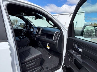 2027 RAM Ram 1500 RAM 1500 TRADESMAN CREW CAB 4X4 6'4' BOX
