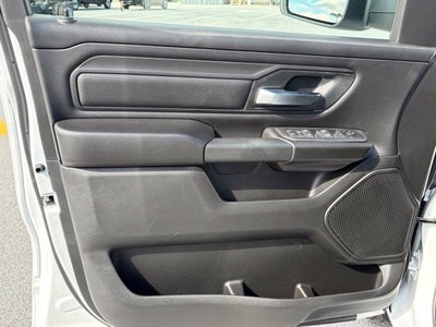 2027 RAM Ram 1500 RAM 1500 TRADESMAN CREW CAB 4X4 6'4' BOX