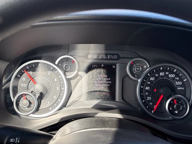 2027 RAM Ram 1500 RAM 1500 TRADESMAN CREW CAB 4X4 6'4' BOX
