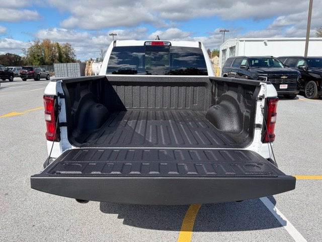 2027 RAM Ram 1500 RAM 1500 TRADESMAN CREW CAB 4X4 6'4' BOX