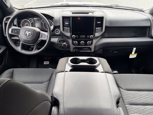 2027 RAM Ram 1500 RAM 1500 TRADESMAN CREW CAB 4X4 6'4' BOX
