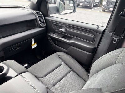 2027 RAM Ram 1500 RAM 1500 TRADESMAN CREW CAB 4X4 6'4' BOX