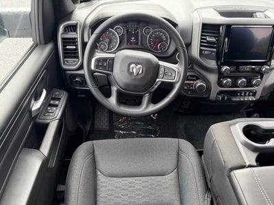 2027 RAM Ram 1500 RAM 1500 TRADESMAN CREW CAB 4X4 6'4' BOX