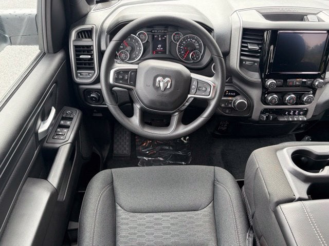2027 RAM Ram 1500 RAM 1500 TRADESMAN CREW CAB 4X4 6'4' BOX