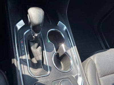 2023 Chevrolet Traverse FWD LT Leather