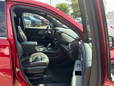 2023 Chevrolet Traverse FWD LT Leather