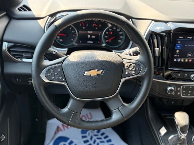 2023 Chevrolet Traverse FWD LT Leather