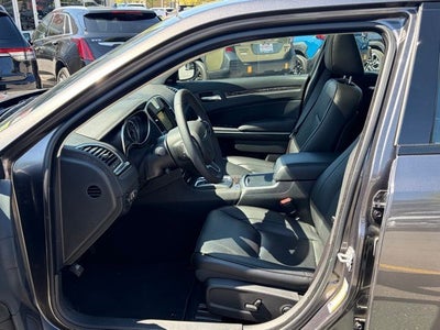 2023 Chrysler 300 Touring L