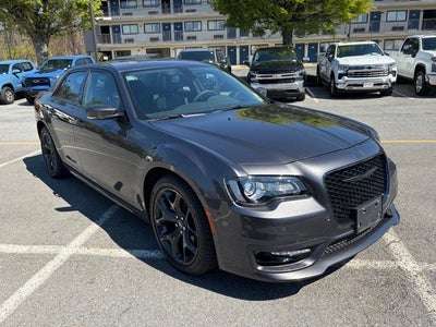 2023 Chrysler 300 Touring L