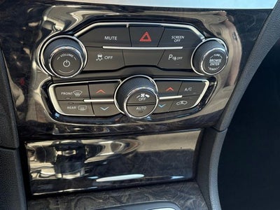 2023 Chrysler 300 Touring L