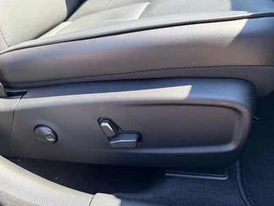 2023 Chrysler 300 Touring L