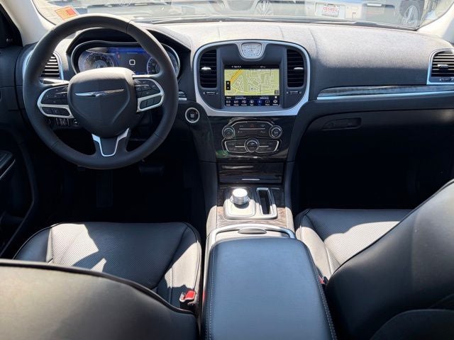 2023 Chrysler 300 Touring L