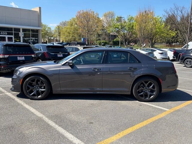 2023 Chrysler 300 Touring L