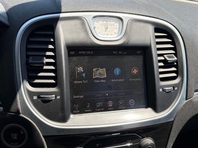 2016 Chrysler 300 Limited