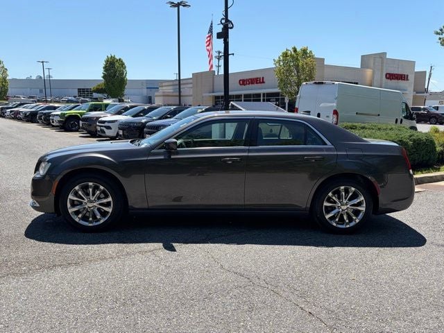 2016 Chrysler 300 Limited