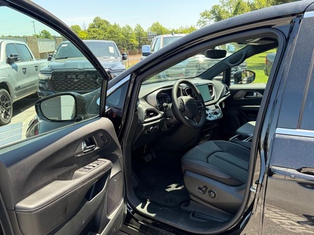2027 Chrysler Pacifica PACIFICA SELECT