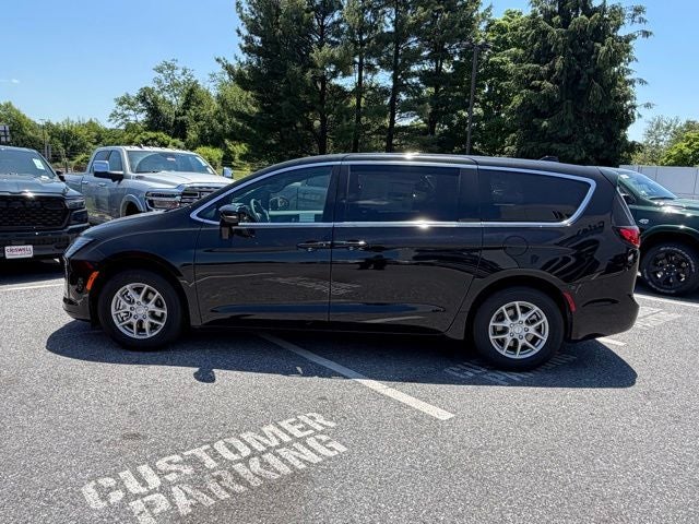 2027 Chrysler Pacifica PACIFICA SELECT