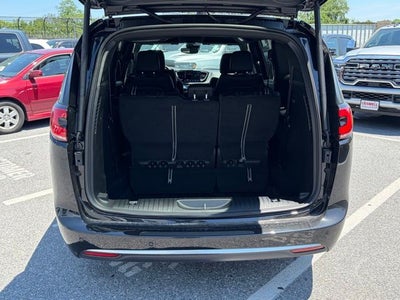 2027 Chrysler Pacifica PACIFICA SELECT