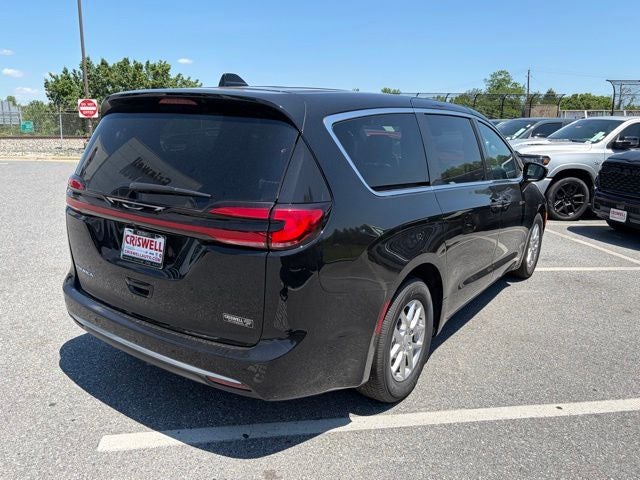 2027 Chrysler Pacifica PACIFICA SELECT