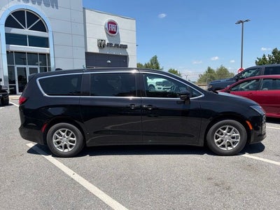 2027 Chrysler Pacifica PACIFICA SELECT