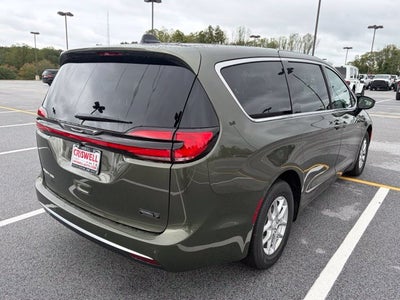 2027 Chrysler Pacifica PACIFICA SELECT