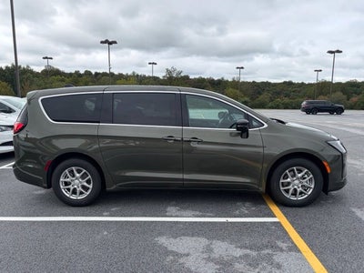 2027 Chrysler Pacifica PACIFICA SELECT