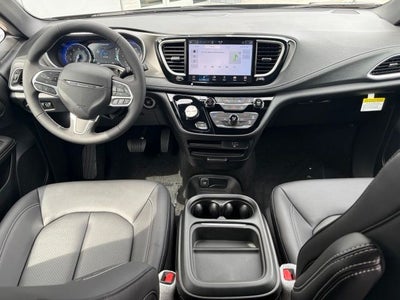 2027 Chrysler Pacifica PACIFICA SELECT