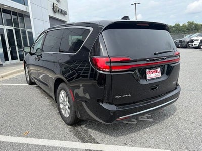 2027 Chrysler Pacifica PACIFICA SELECT