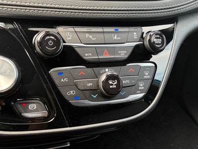 2027 Chrysler Pacifica PACIFICA SELECT