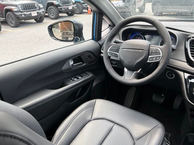 2027 Chrysler Pacifica PACIFICA SELECT