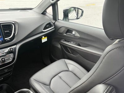 2027 Chrysler Pacifica PACIFICA LX