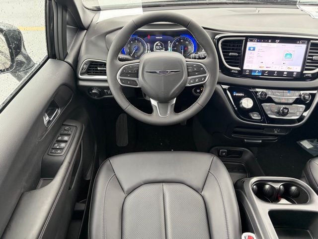 2026 Chrysler Voyager VOYAGER LX