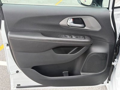 2027 Chrysler Pacifica PACIFICA LX